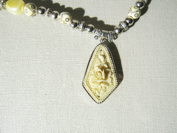 Handmade Pendant With Silver Frame and Camel-Bone Beads - Image 4