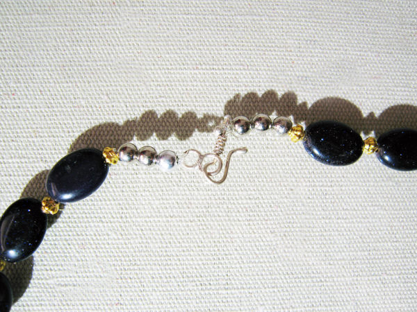 Rough Quartz With Gold Plated Enclosure Necklace - Image 5