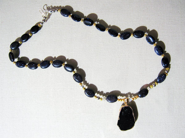 Rough Quartz With Gold Plated Enclosure Necklace - Image 2